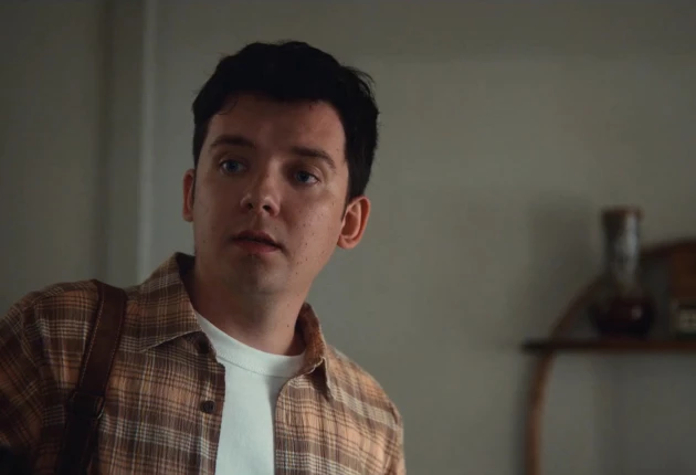 Кадр из сериала Половое воспитание 4 сезон