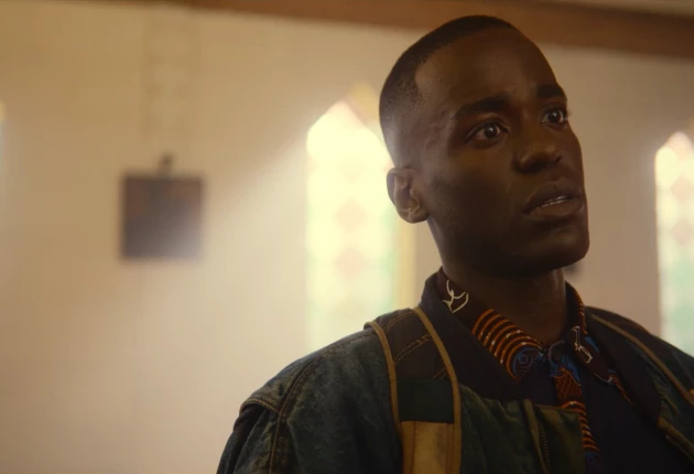 Кадр из сериала Половое воспитание 4 сезон