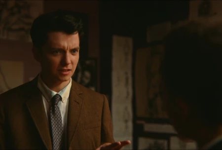 Кадр из сериала Половое воспитание